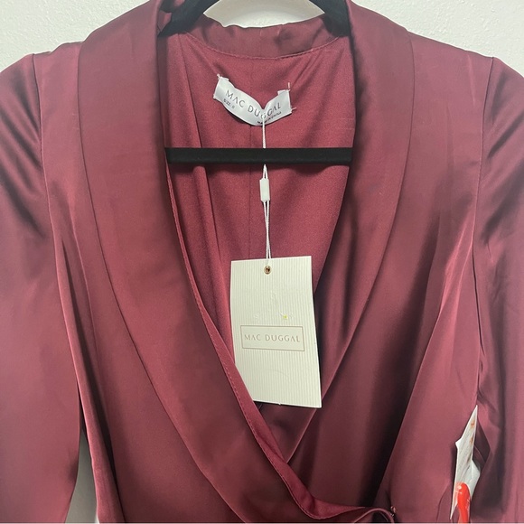 NWT Mac Duggal Ruffle Long Sleeve Faux Wrap Dress - Formal Wedding Guest Prom. - Picture 4 of 7